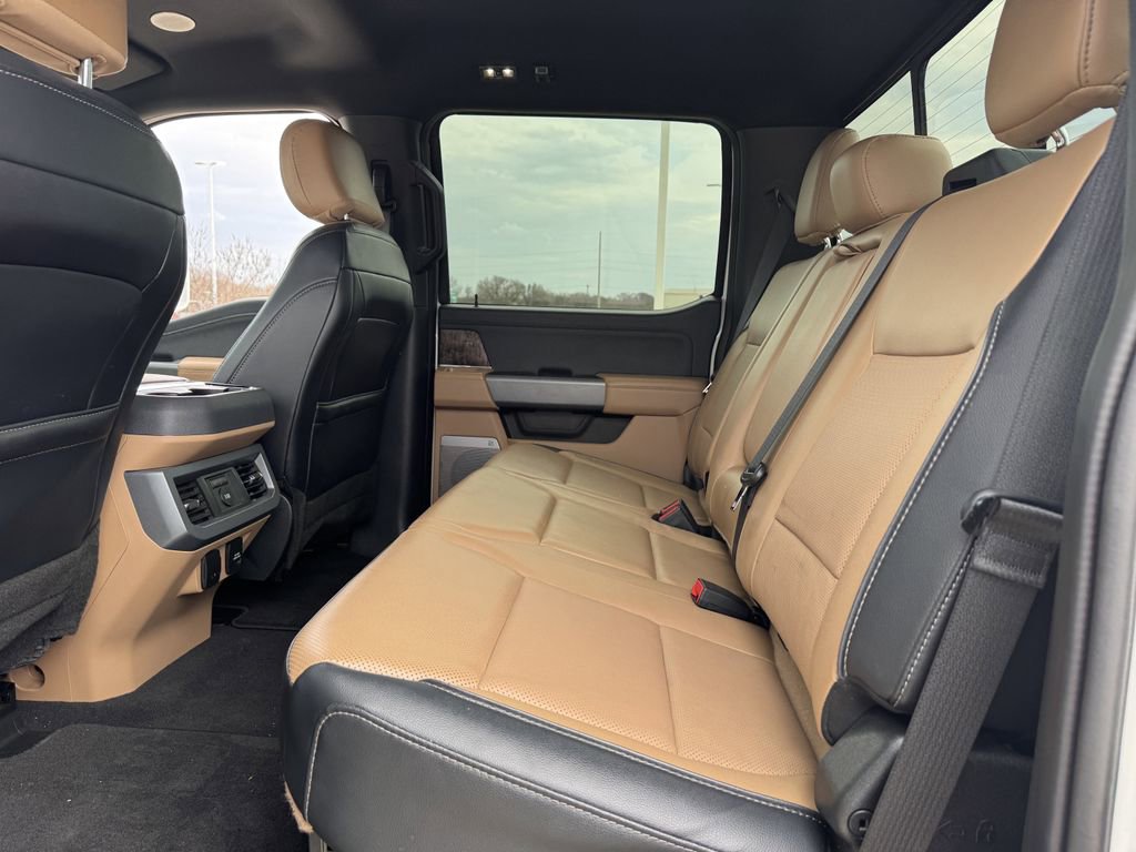 Used 2024 Ford F450 Lariat w/ Lariat Ultimate Package AWD/4WD image 29