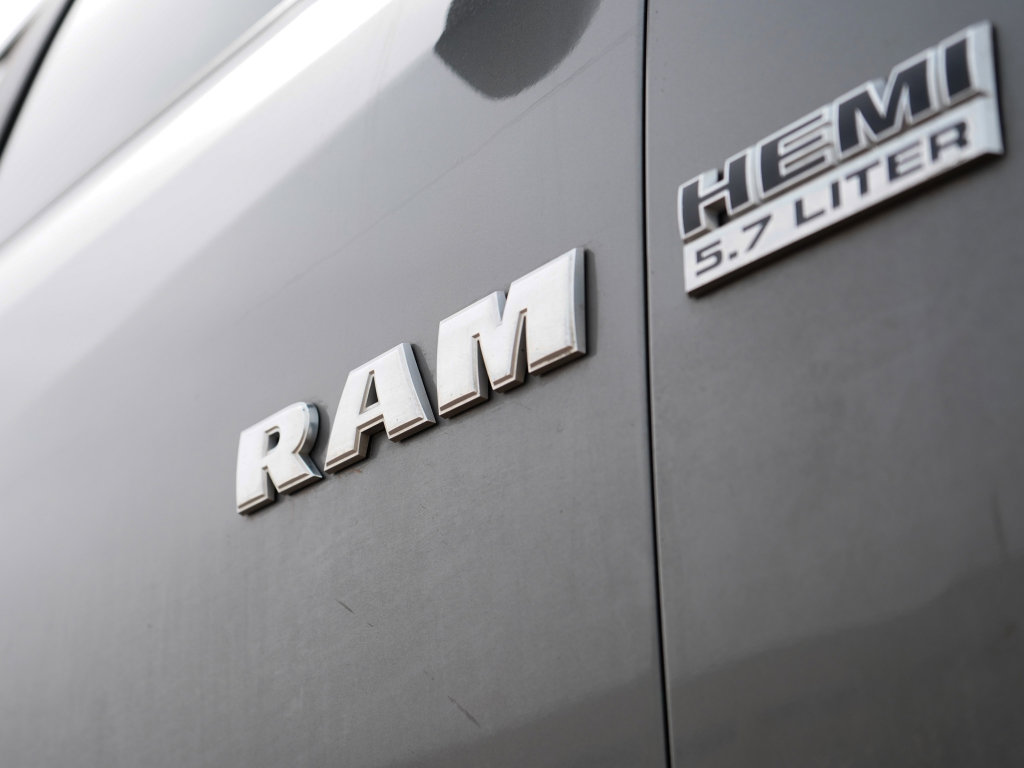Used 2009 Dodge Ram 1500 Truck SLT AWD/4WD image 3