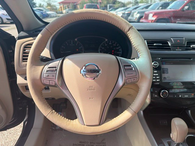Used 2014 Nissan Altima 2.5 SL w/ Technology Package FWD image 11