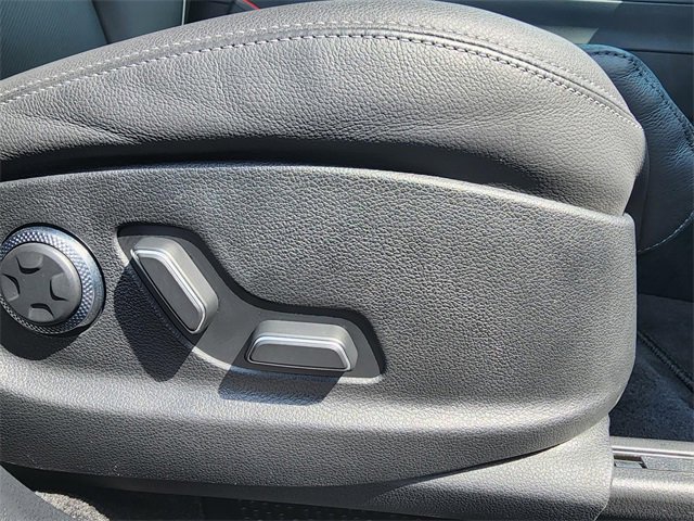 Used 2024 Genesis GV70 2.5T w/ Advanced Package image 30