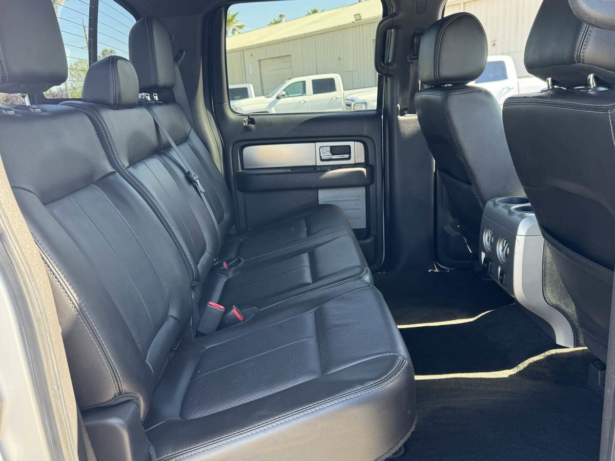 Used 2014 Ford F150 FX4 w/ Equipment Group 402A Luxury AWD/4WD image 16