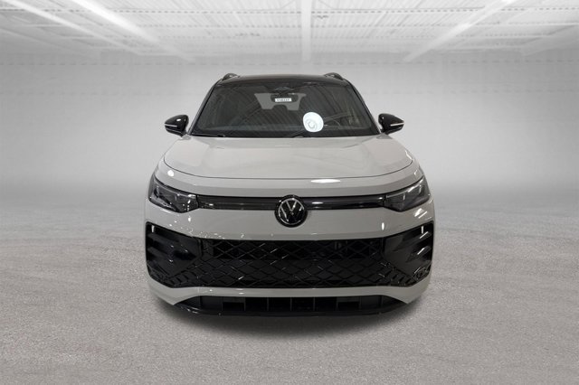 New 2026 Volkswagen Tiguan SE R-Line AWD/4WD image 2