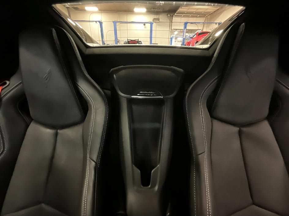 New 2027 Chevrolet Corvette Stingray Convertible w/ 1LT RWD image 24