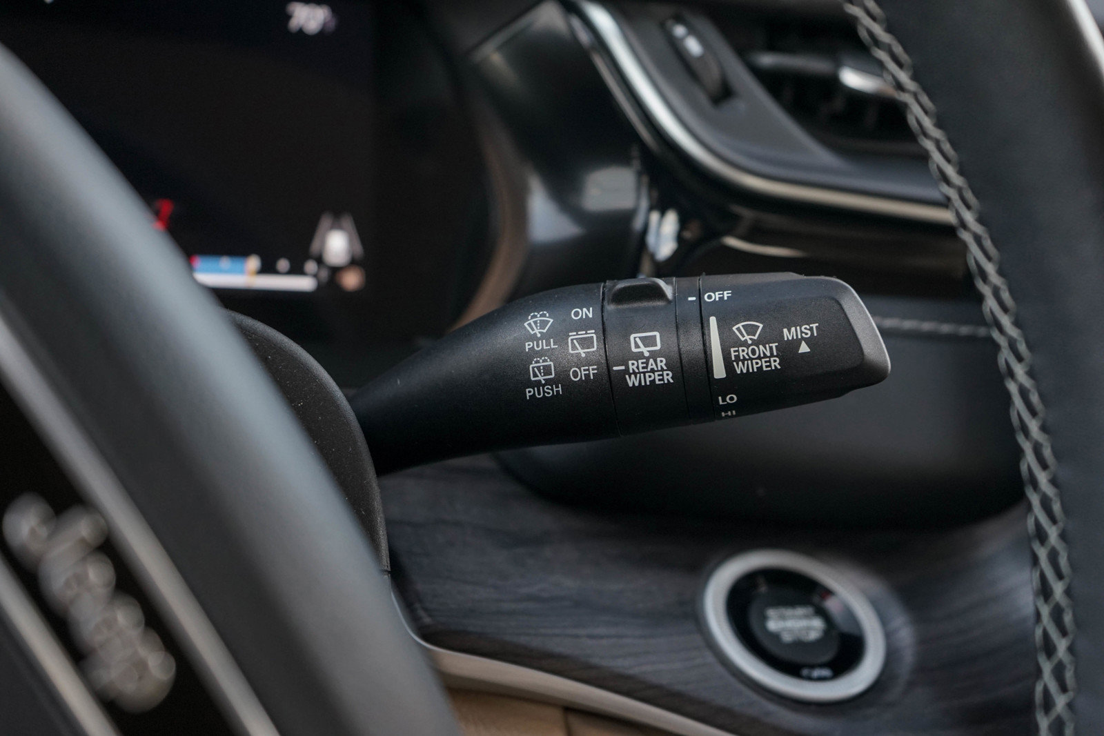 Used 2022 Jeep Grand Cherokee L Limited w/ Luxury Tech Group II image 25