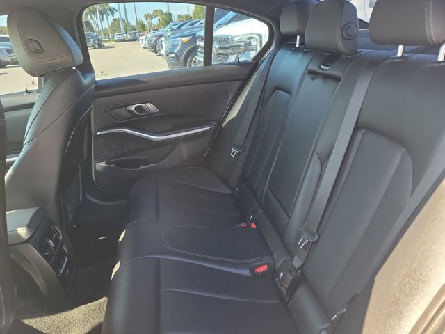 Used 2022 BMW 330e image 15