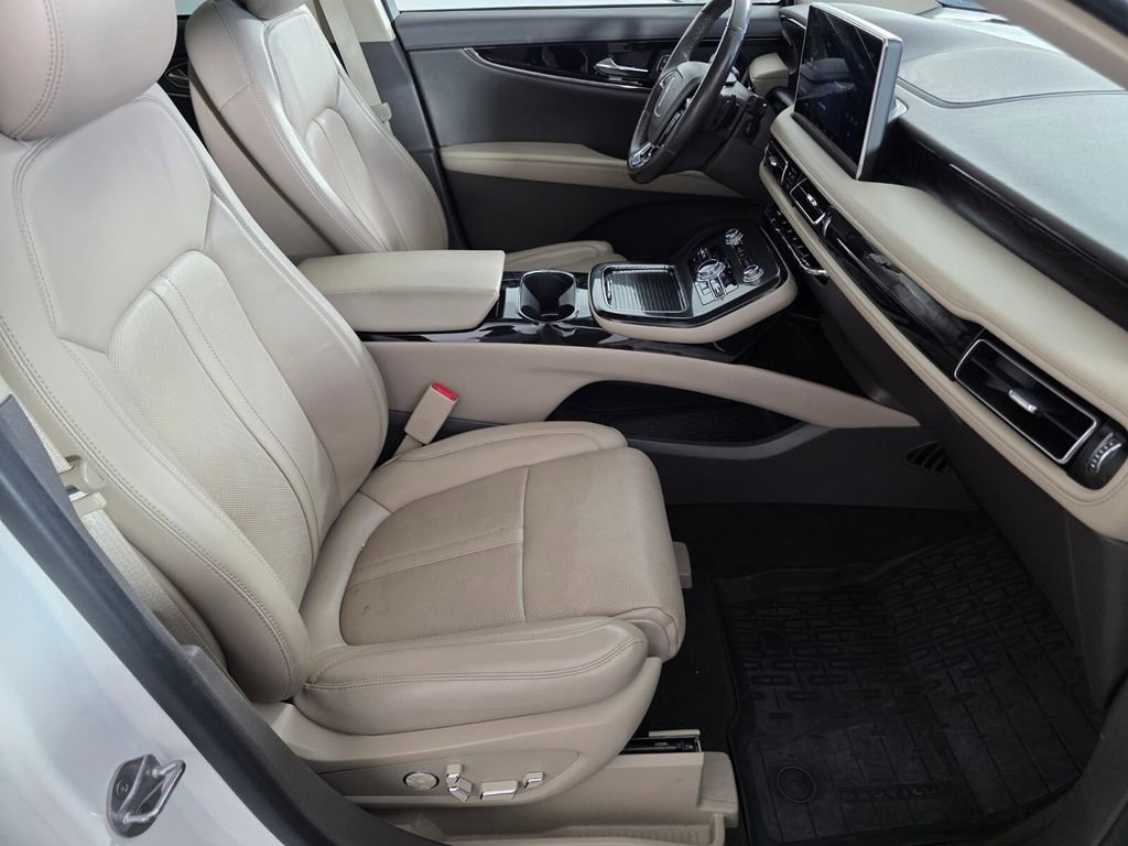 Used 2021 Lincoln Nautilus Reserve w/ Equipment Group 201A image 29