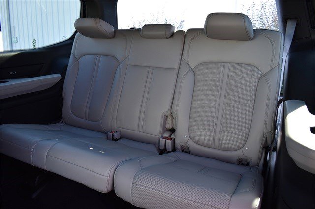 Used 2025 Jeep Wagoneer Series III w/ Premium Group I image 34