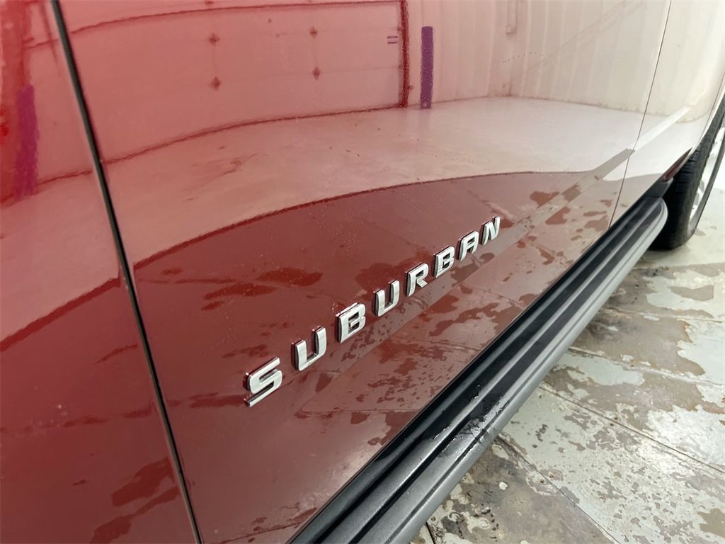 Used 2019 Chevrolet Suburban LT image 27