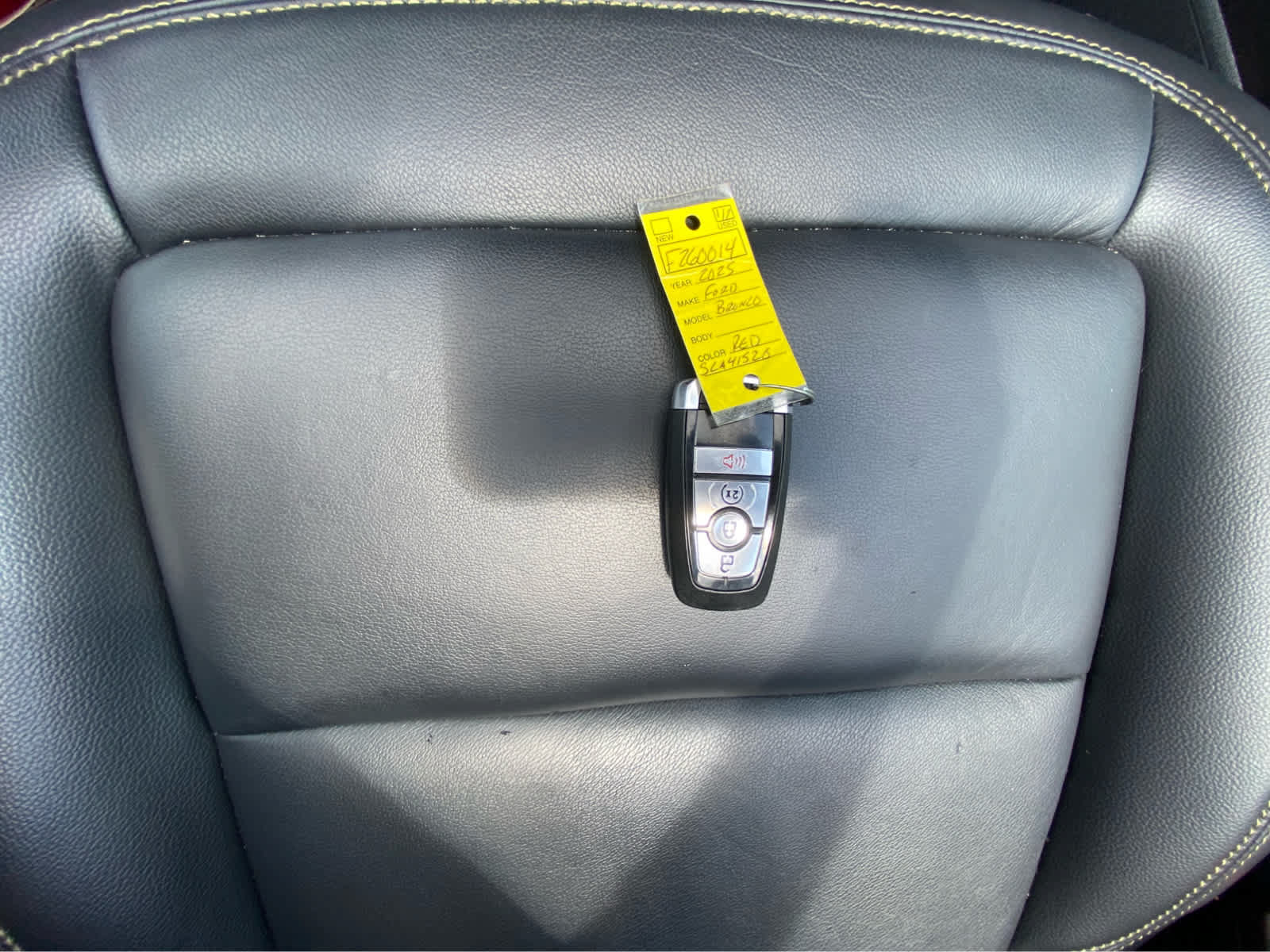Used 2025 Ford Bronco Badlands AWD/4WD image 37