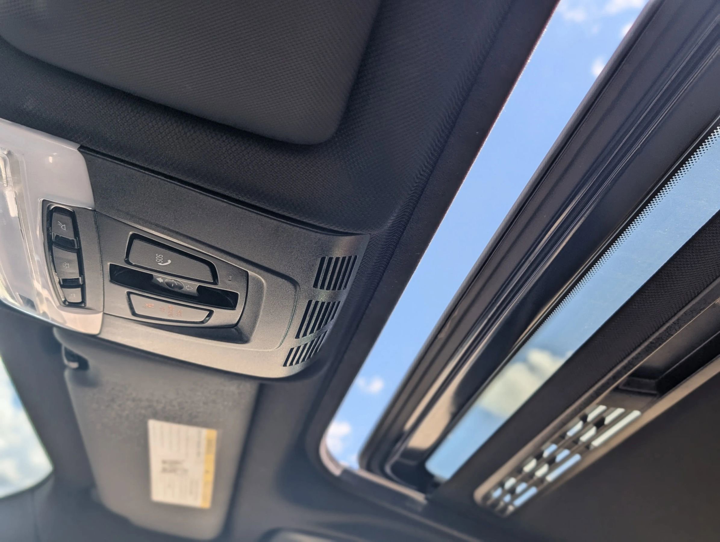 Used 2017 BMW 330i Sedan image 27