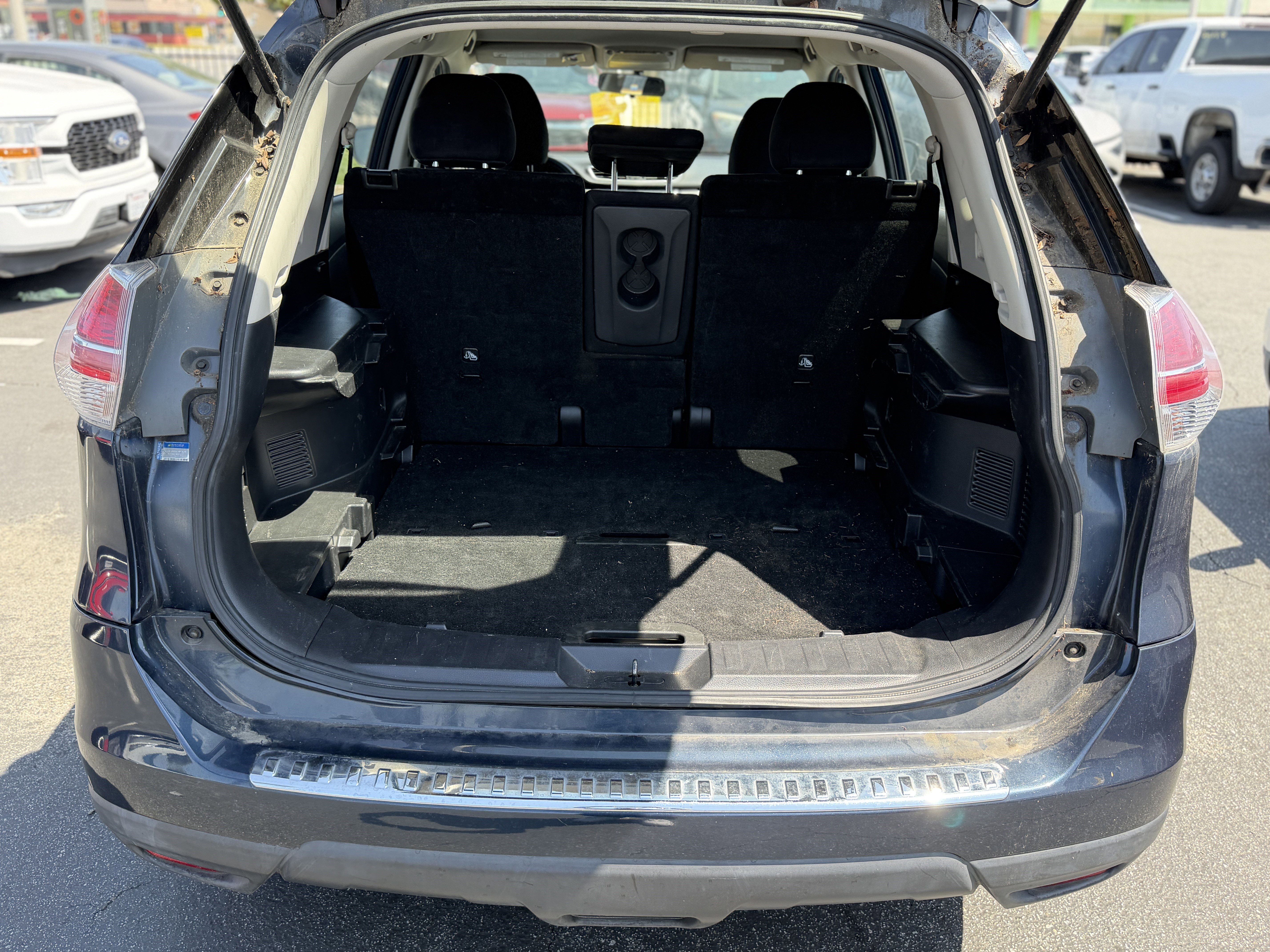 Used 2016 Nissan Rogue S image 8