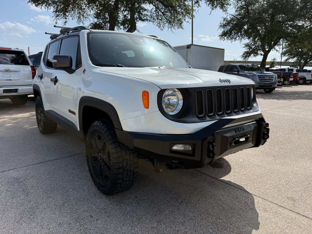 Used 2018 Jeep Renegade Trailhawk AWD/4WD image 1