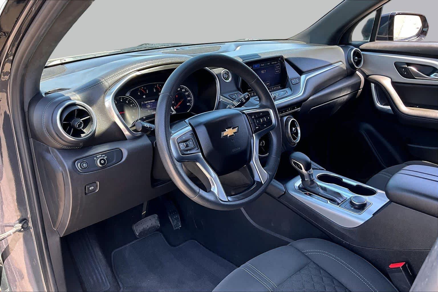 Used 2021 Chevrolet Blazer LT FWD image 16