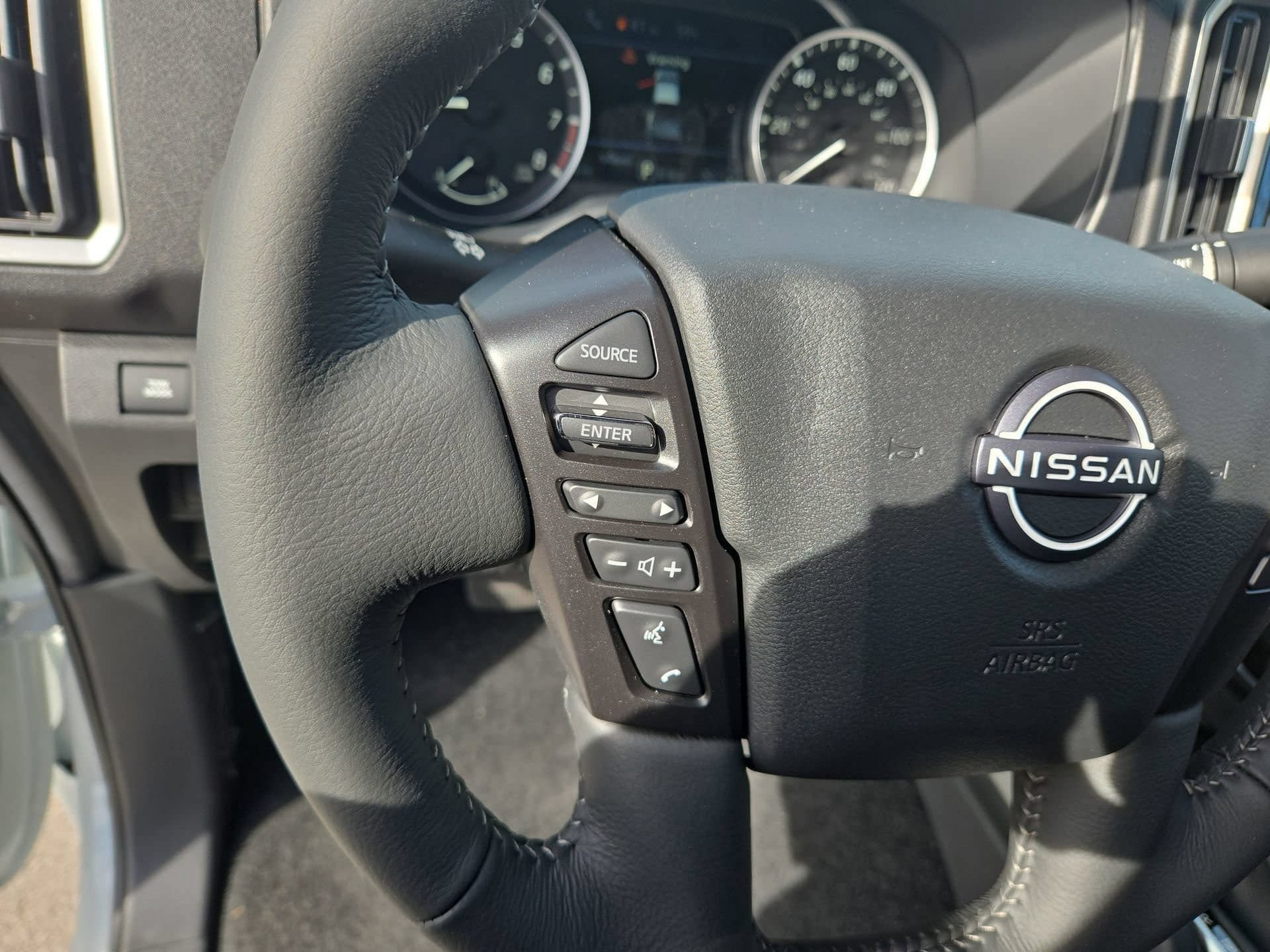 New 2026 Nissan Frontier SV w/ SV Convenience Package AWD/4WD image 9