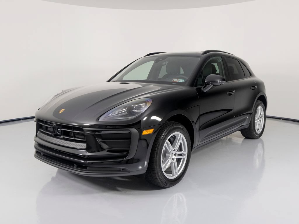 New 2026 Porsche Macan AWD/4WD image 7