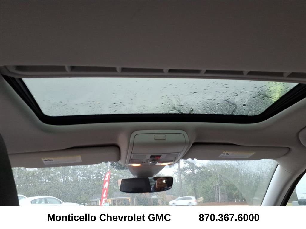 Used 2020 Volkswagen Passat 2.0T R-Line image 15