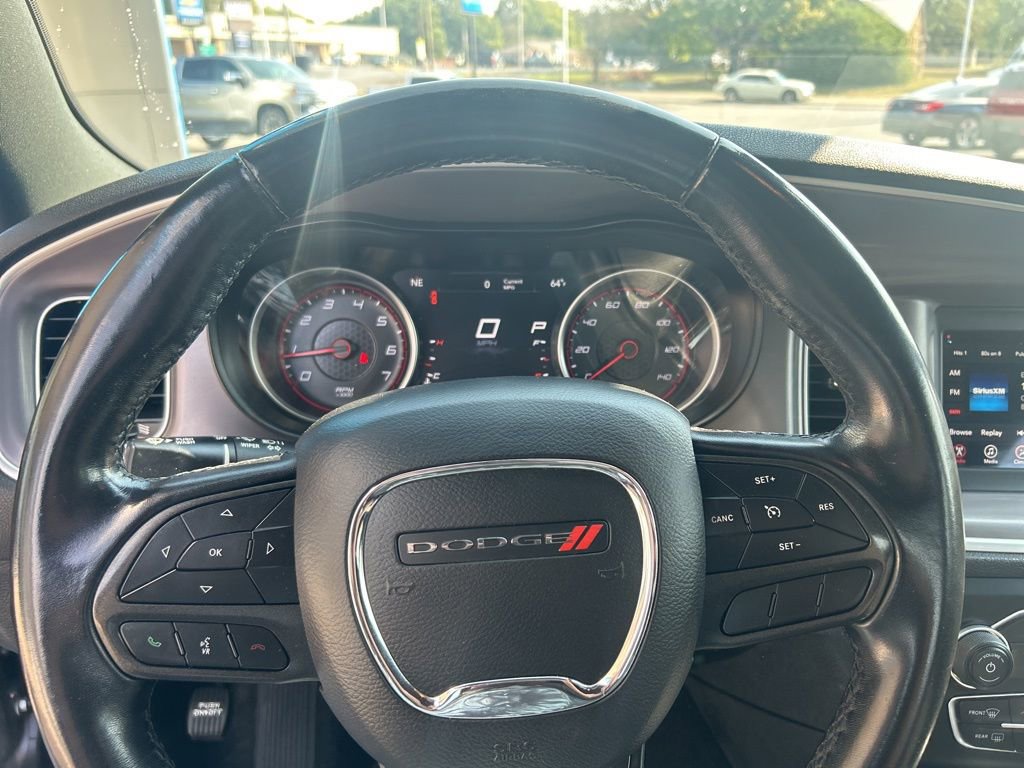 Used 2022 Dodge Charger SXT image 11
