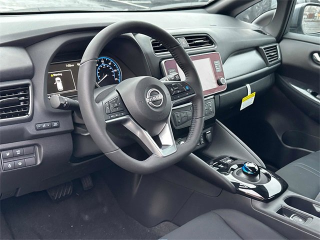 New 2025 Nissan Leaf SV Plus image 31
