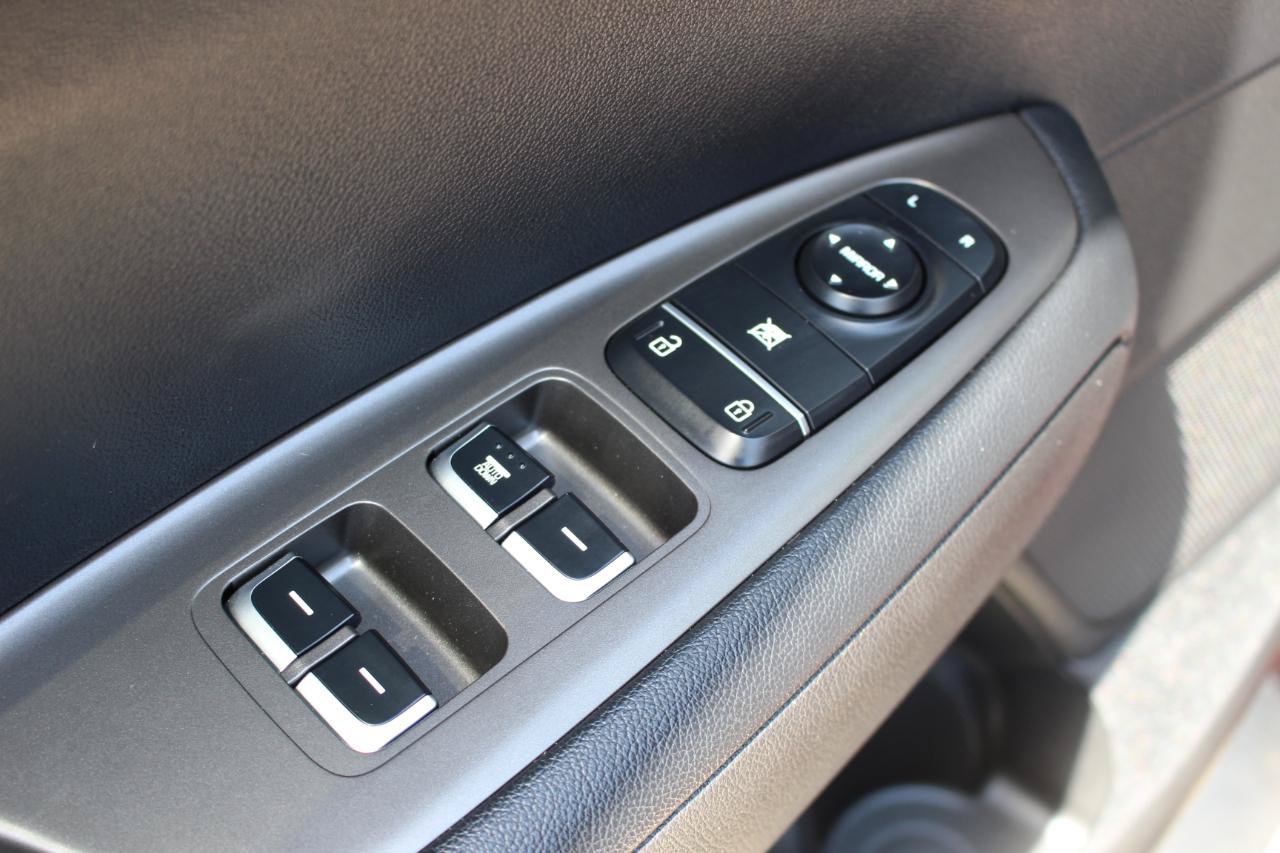 Used 2019 Kia Optima LX w/ LX Premium Package FWD image 13