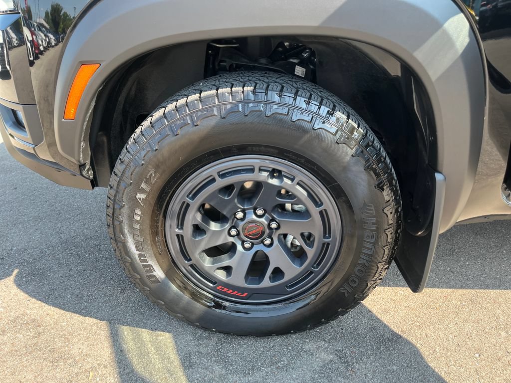 Certified 2025 Nissan Frontier PRO-4X w/ Pro Premium Package AWD/4WD image 29