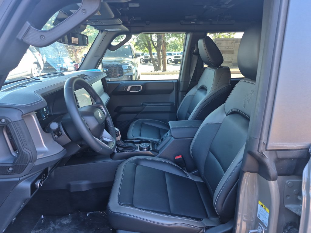 New 2026 Ford Bronco Outer Banks AWD/4WD image 11