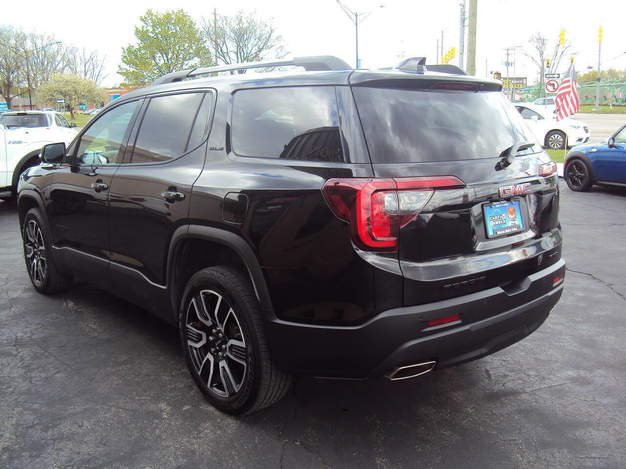 Used 2021 GMC Acadia SLE w/ Driver Convenience Package AWD/4WD image 4