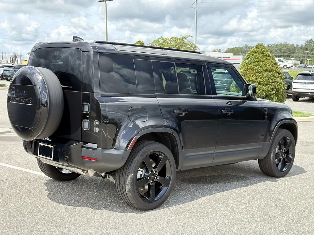 New 2026 Land Rover Defender 110 S AWD/4WD image 5