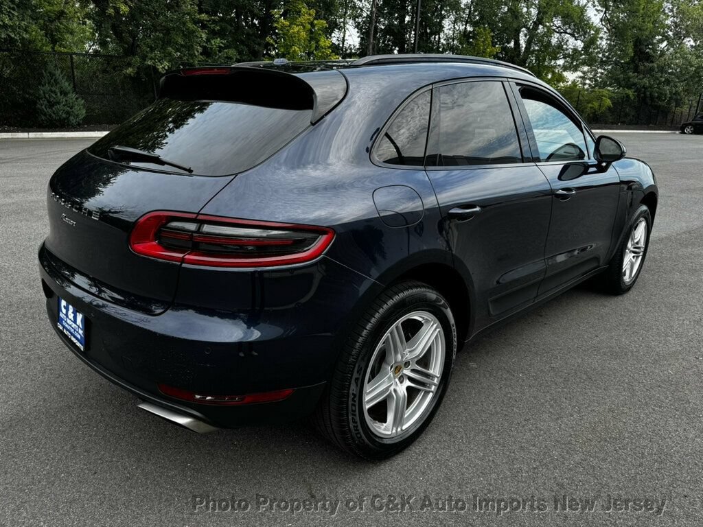Used 2017 Porsche Macan AWD/4WD image 6
