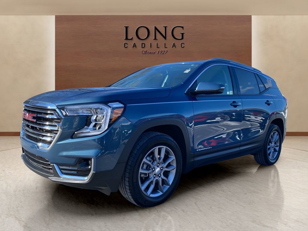 Used 2024 GMC Terrain SLT w/ Tech Package image 1