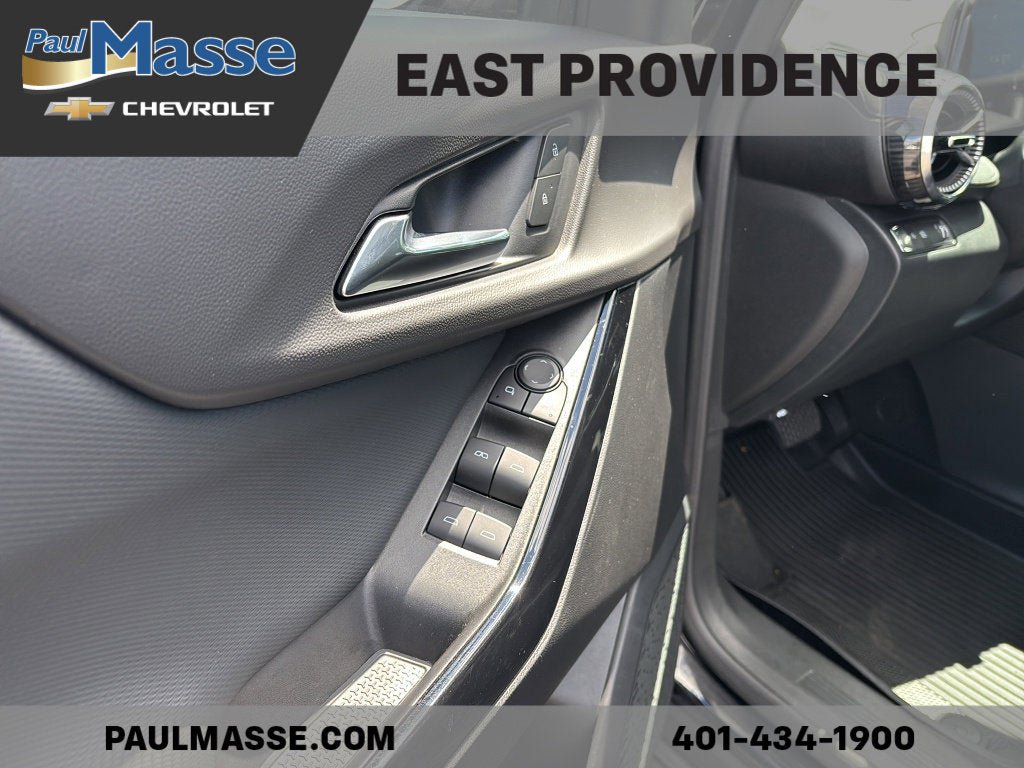 Used 2025 Chevrolet Equinox LT FWD image 9