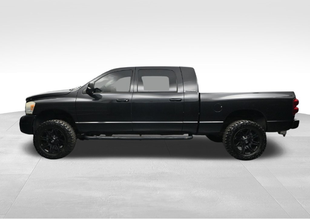Used 2007 Dodge Ram 1500 Truck Laramie AWD/4WD image 2