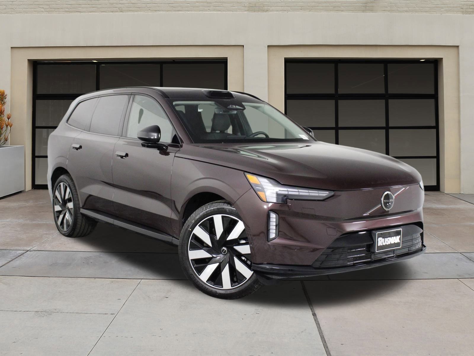 New 2025 Volvo EX90 Ultra w/ Protection Package Premier image 18