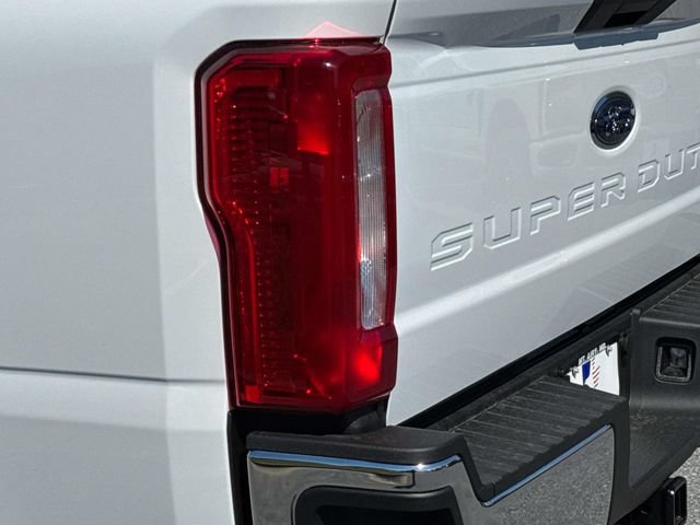 New 2026 Ford F350 XL w/ XL Chrome Package RWD image 8