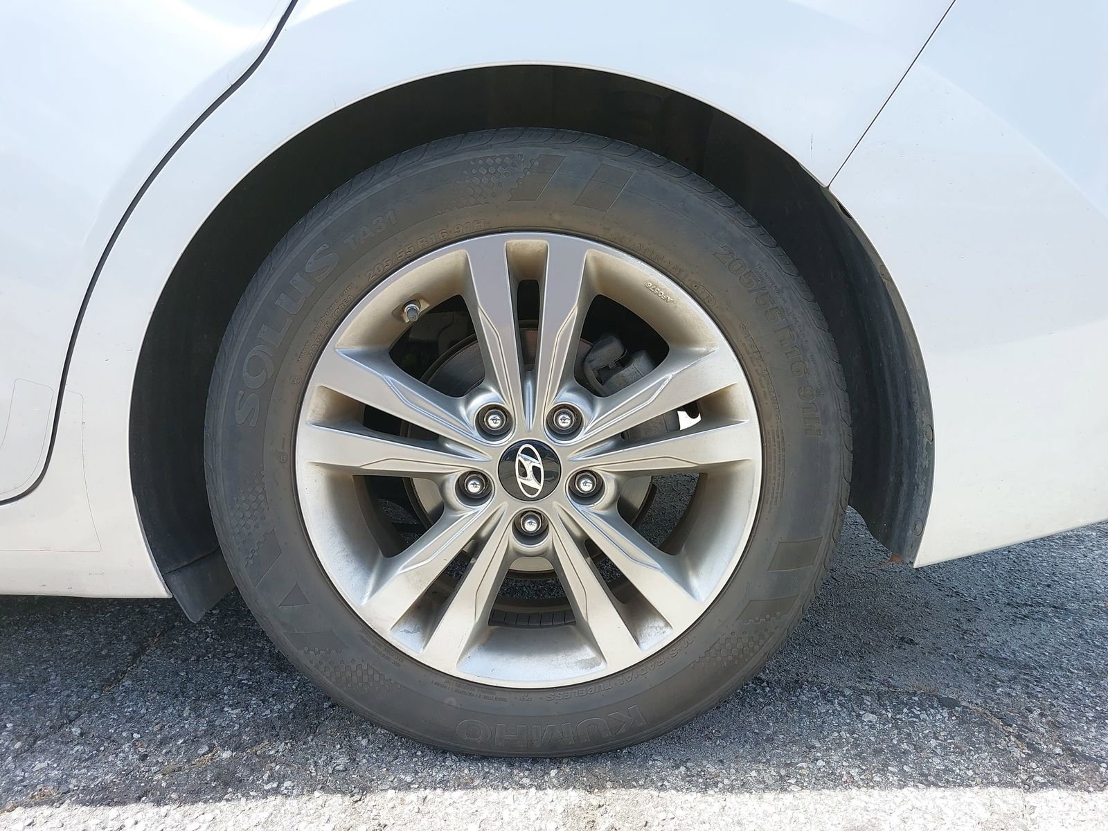 Used 2018 Hyundai Elantra Value Edition FWD image 7
