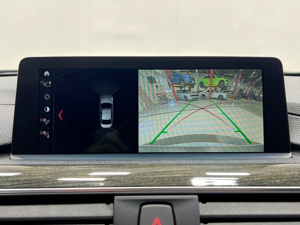 Used 2018 BMW 330e RWD image 12