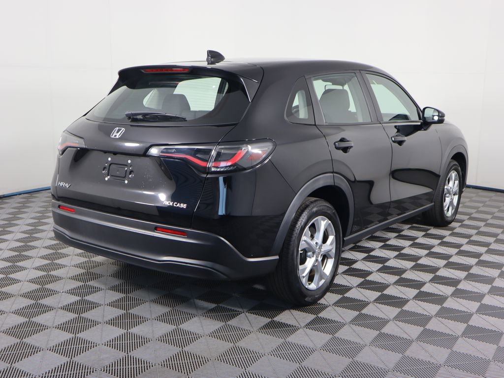 Certified 2023 Honda HR-V LX image 5