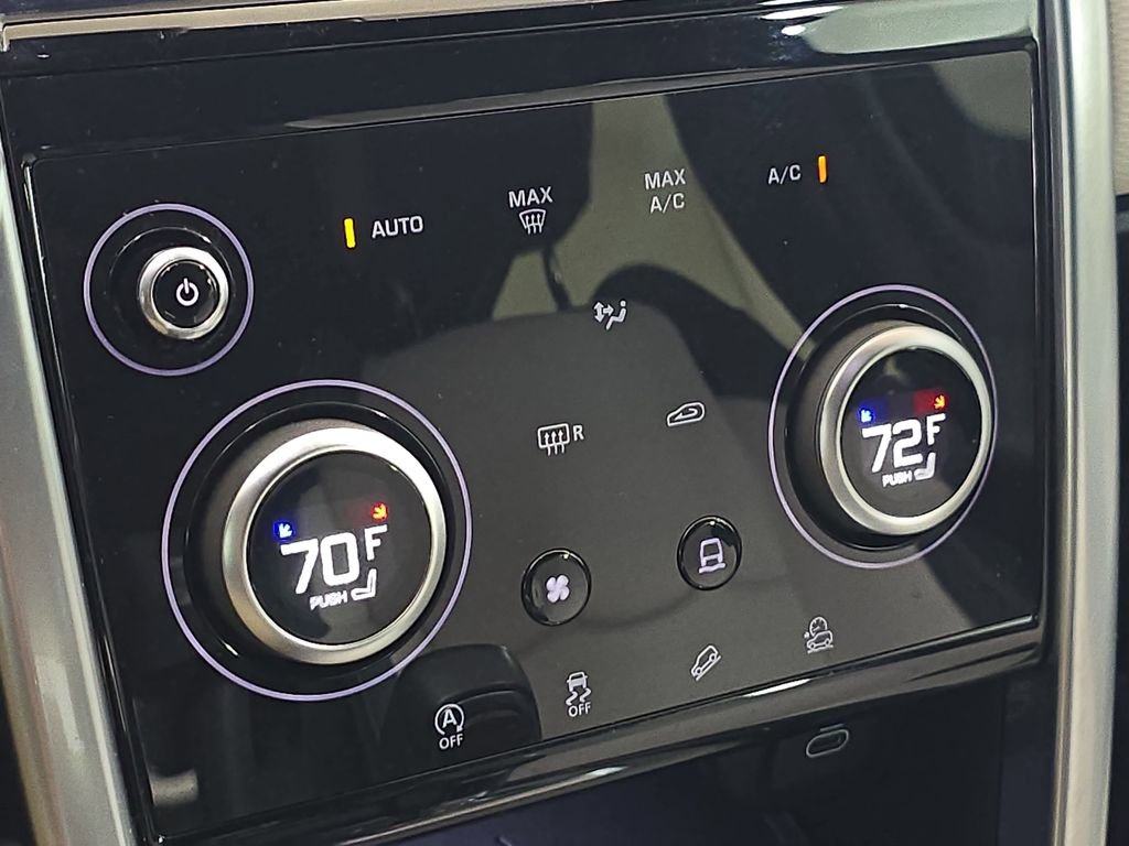 Used 2023 Land Rover Discovery Sport SE R-Dynamic image 21