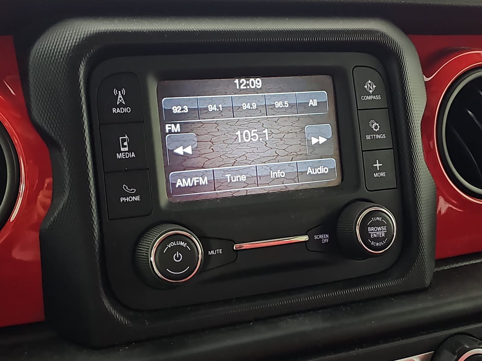 Used 2019 Jeep Wrangler Unlimited Sport S AWD/4WD image 20