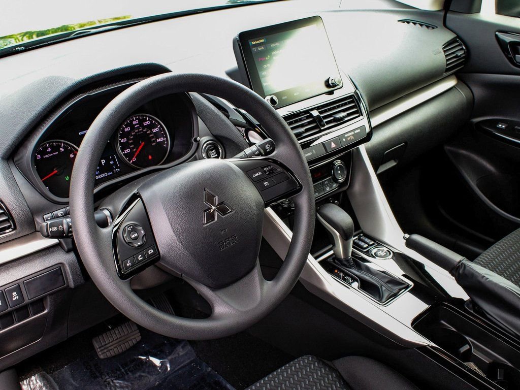 New 2026 Mitsubishi Eclipse Cross LE image 16