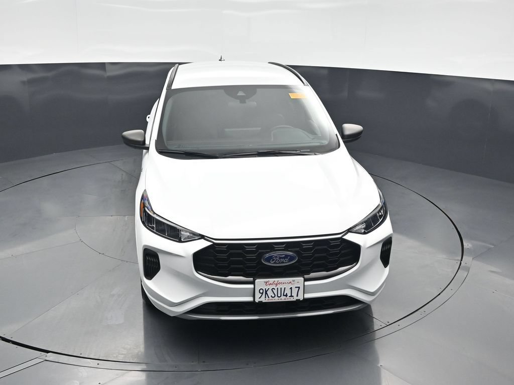 Certified 2023 Ford Escape ST-Line w/ Tech Pack #1 AWD/4WD image 33