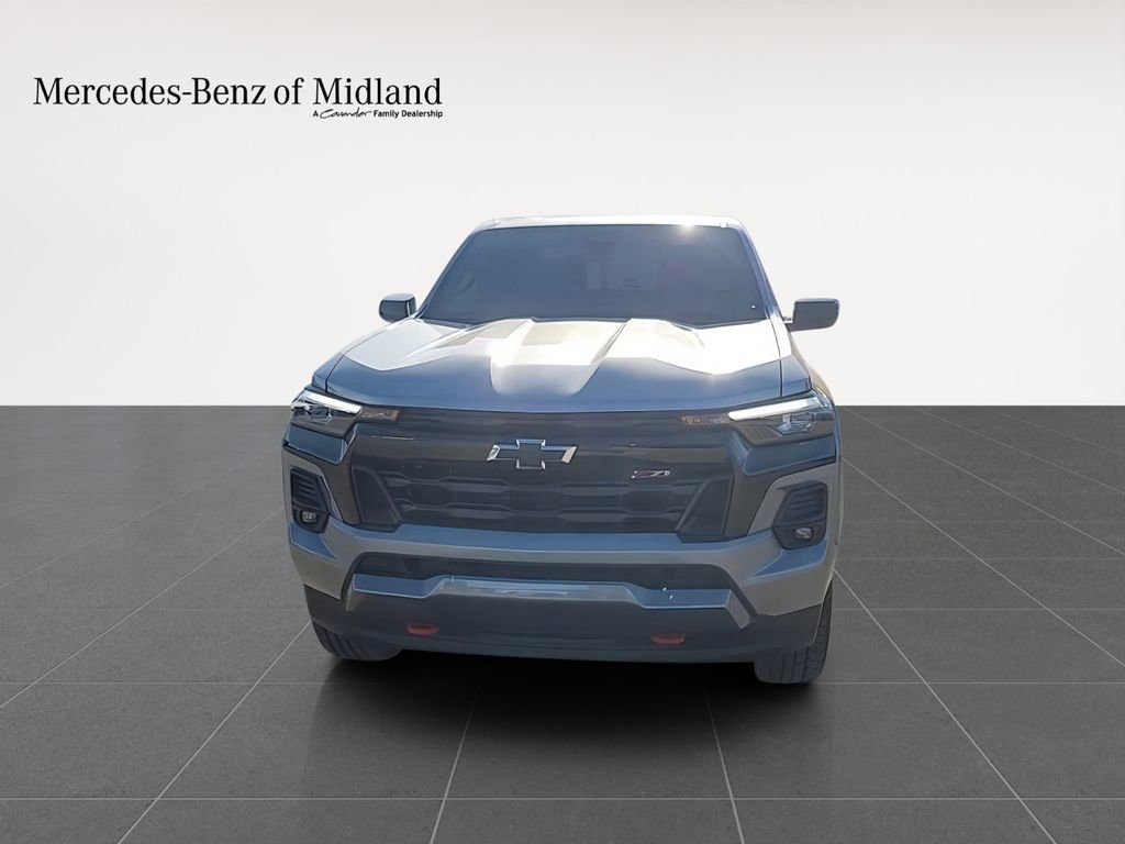 Used 2024 Chevrolet Colorado Z71 w/ Z71 Convenience Package 2 image 3