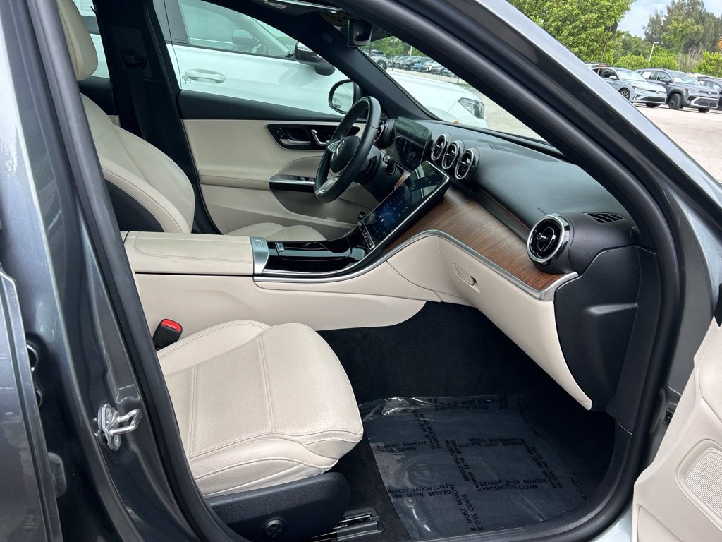 Used 2022 Mercedes-Benz C 300 Sedan image 38