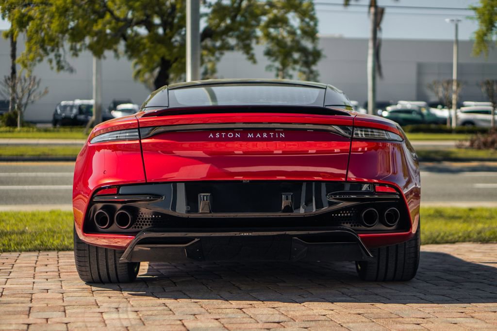 Used 2019 Aston Martin DBS Superleggera image 4