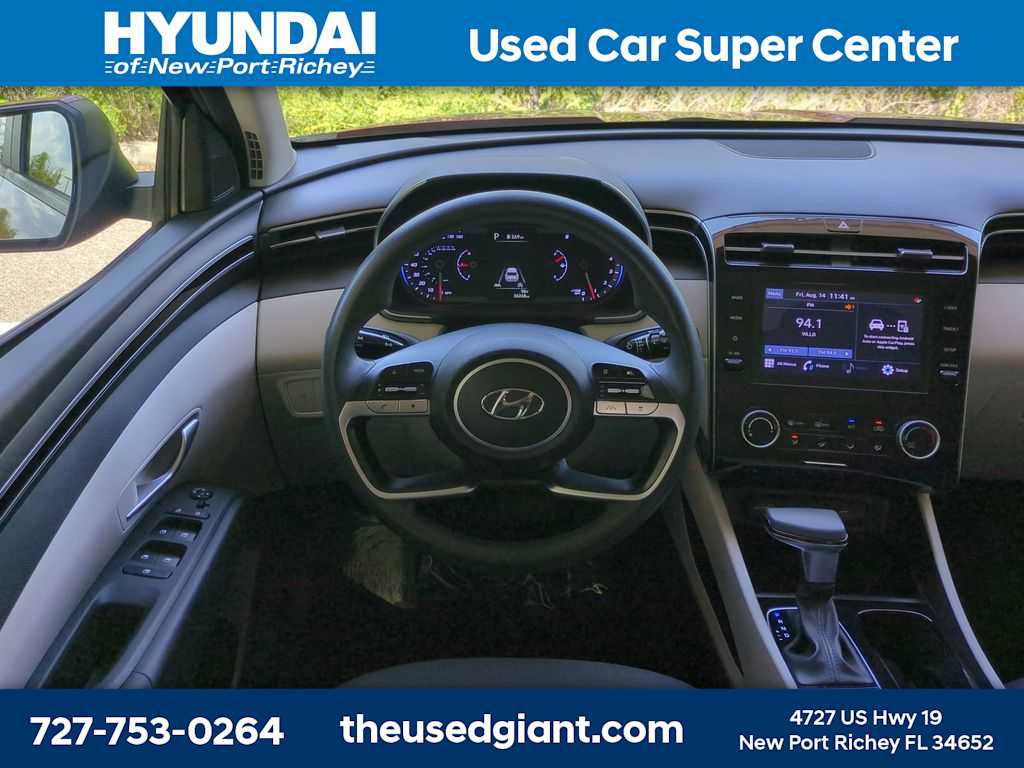 Certified 2022 Hyundai Tucson SEL FWD image 17