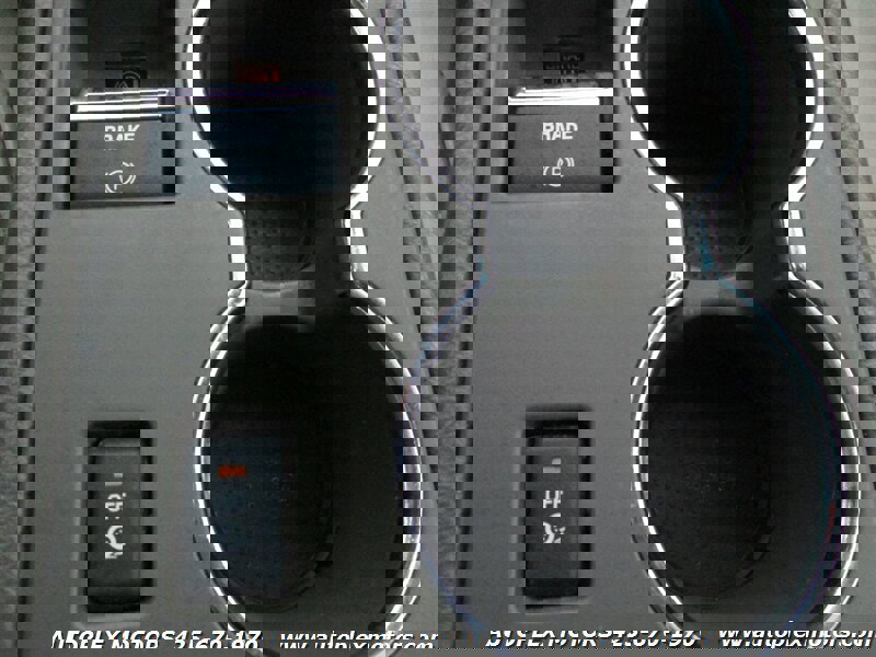 Used 2004 Lincoln LS image 24