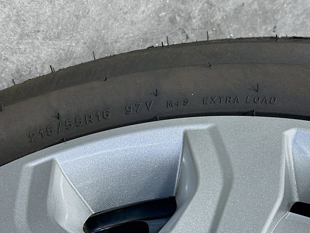 Used 2019 Ford Transit Connect XL w/ Driver-Assist Package image 32