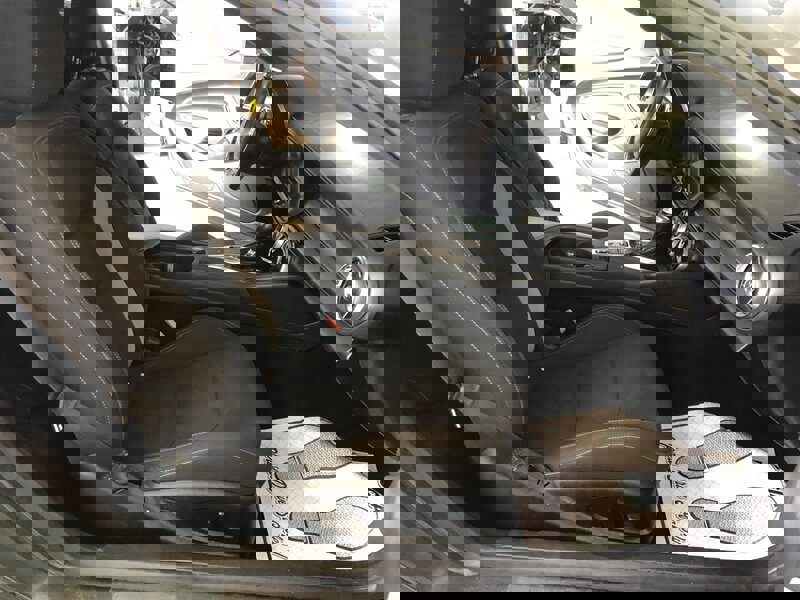 Used 2020 Chevrolet Camaro LT image 16