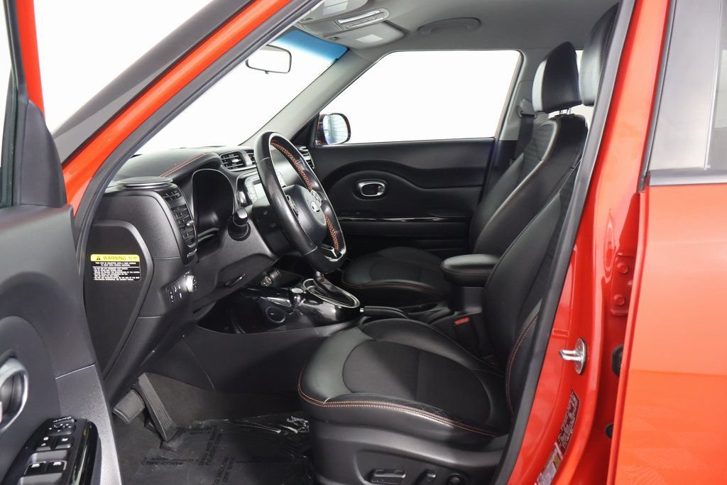 Used 2018 Kia Soul ! w/ Tech Package FWD image 10