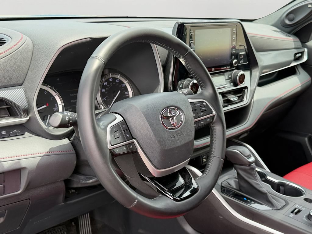 Used 2022 Toyota Highlander XSE AWD/4WD image 18