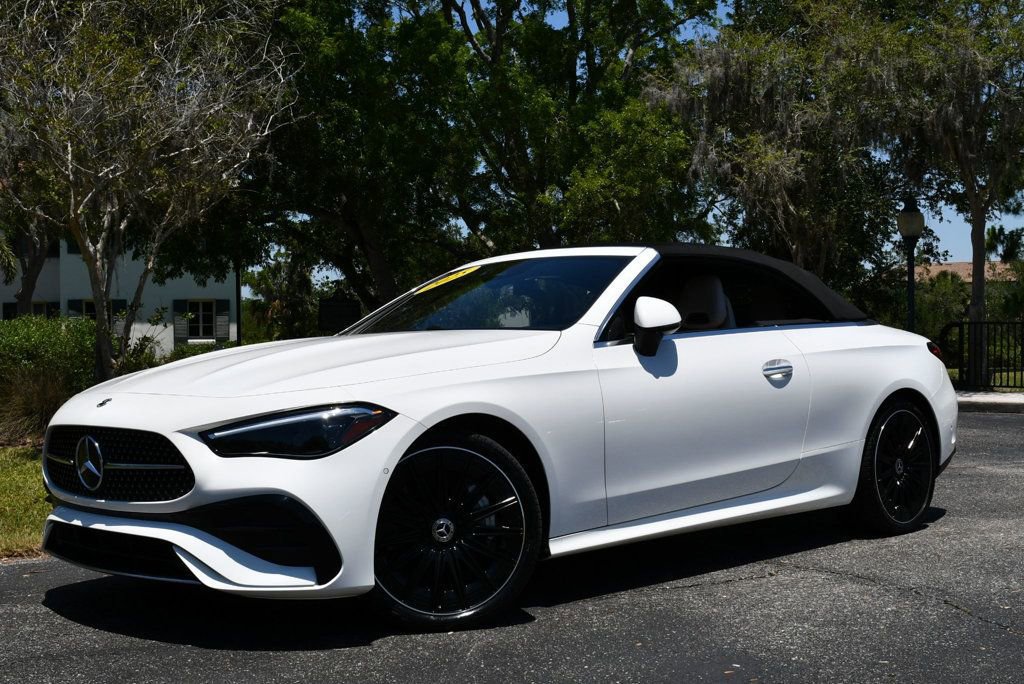 Used 2025 Mercedes-Benz CLE 450 4MATIC Cabriolet image 26